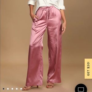 Lulu’s Wide Leg Satin Pink Pants